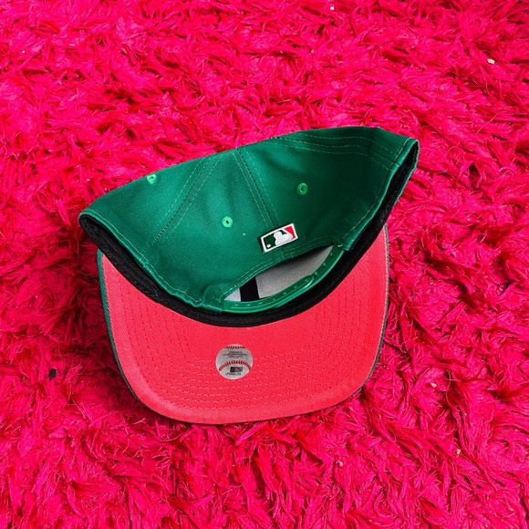 Hat - Picture 2 of 2